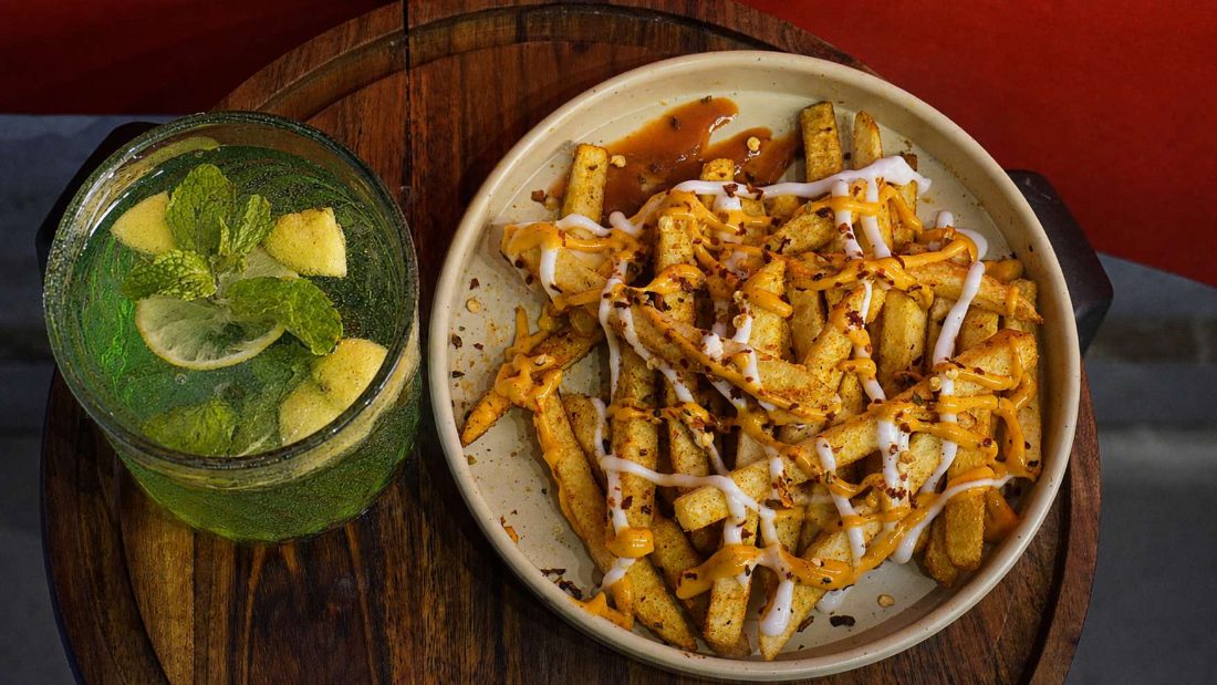 Masala fries with mojito
